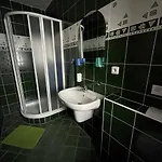 Hones Pensionat 3*