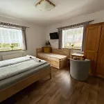 Hones Pensionat 3*